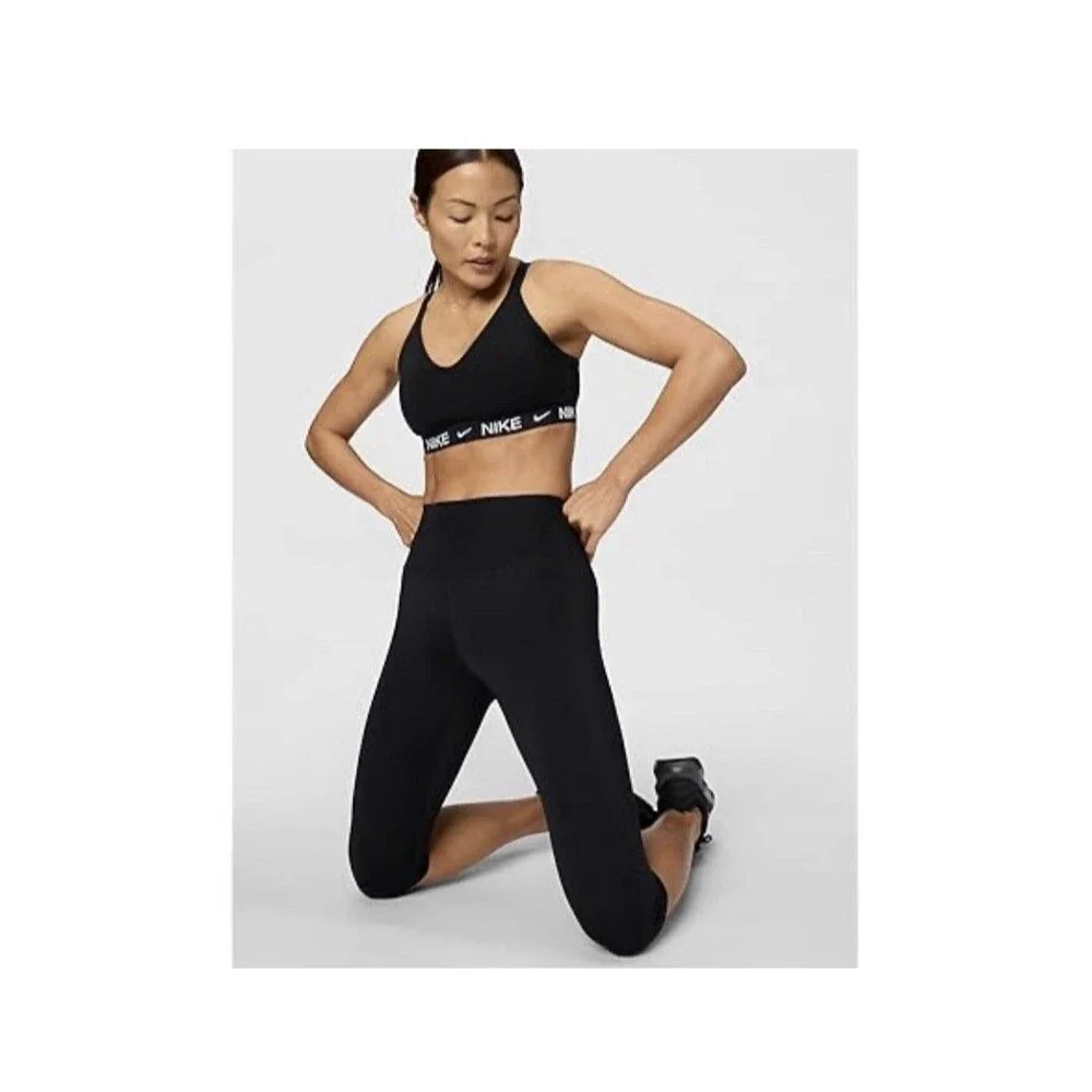 NWT Nike Women (M) One High-Waisted Capri Leggings Med Black